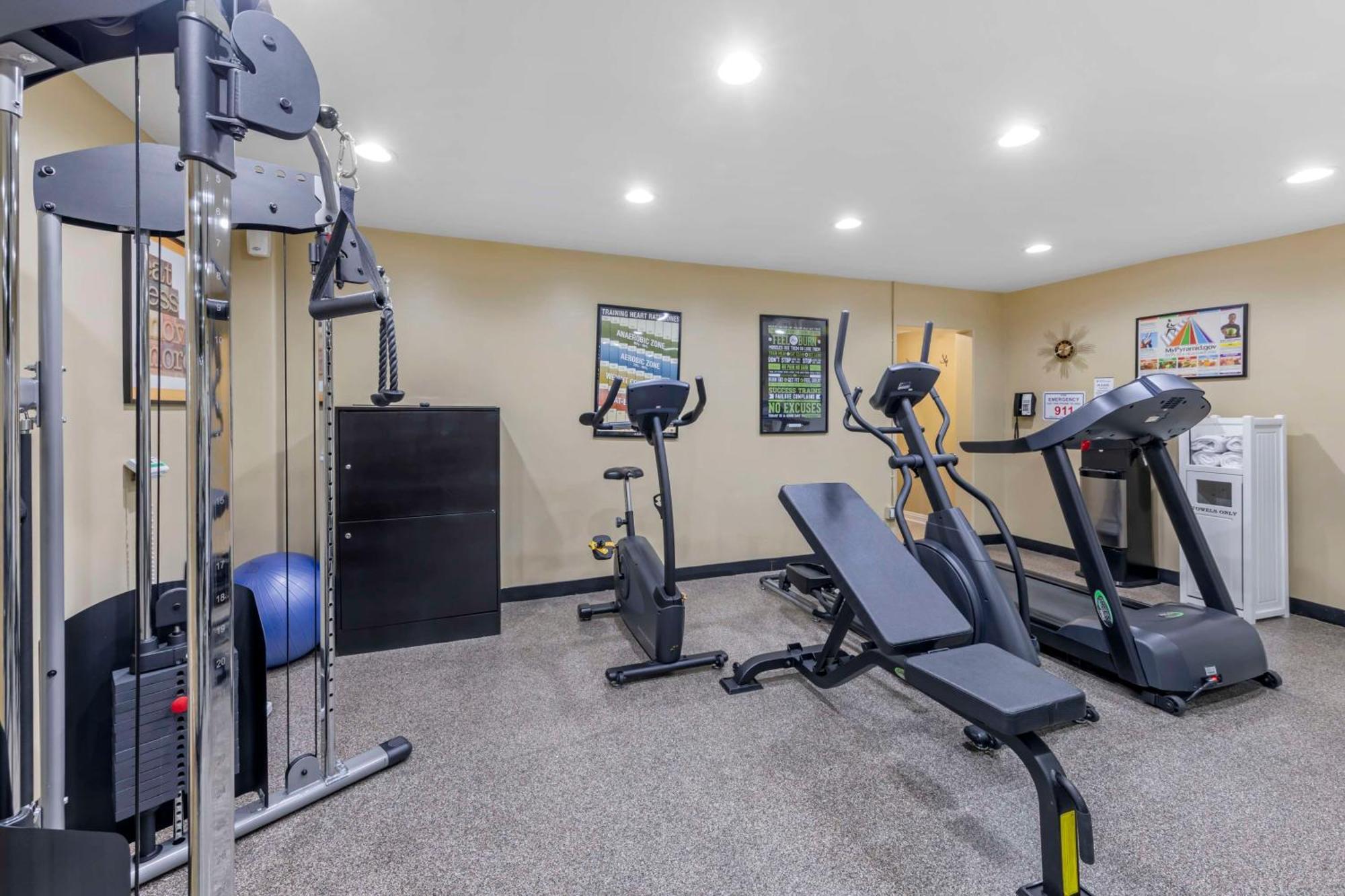 Best Western Canoga Park Motor Inn — Photos 3